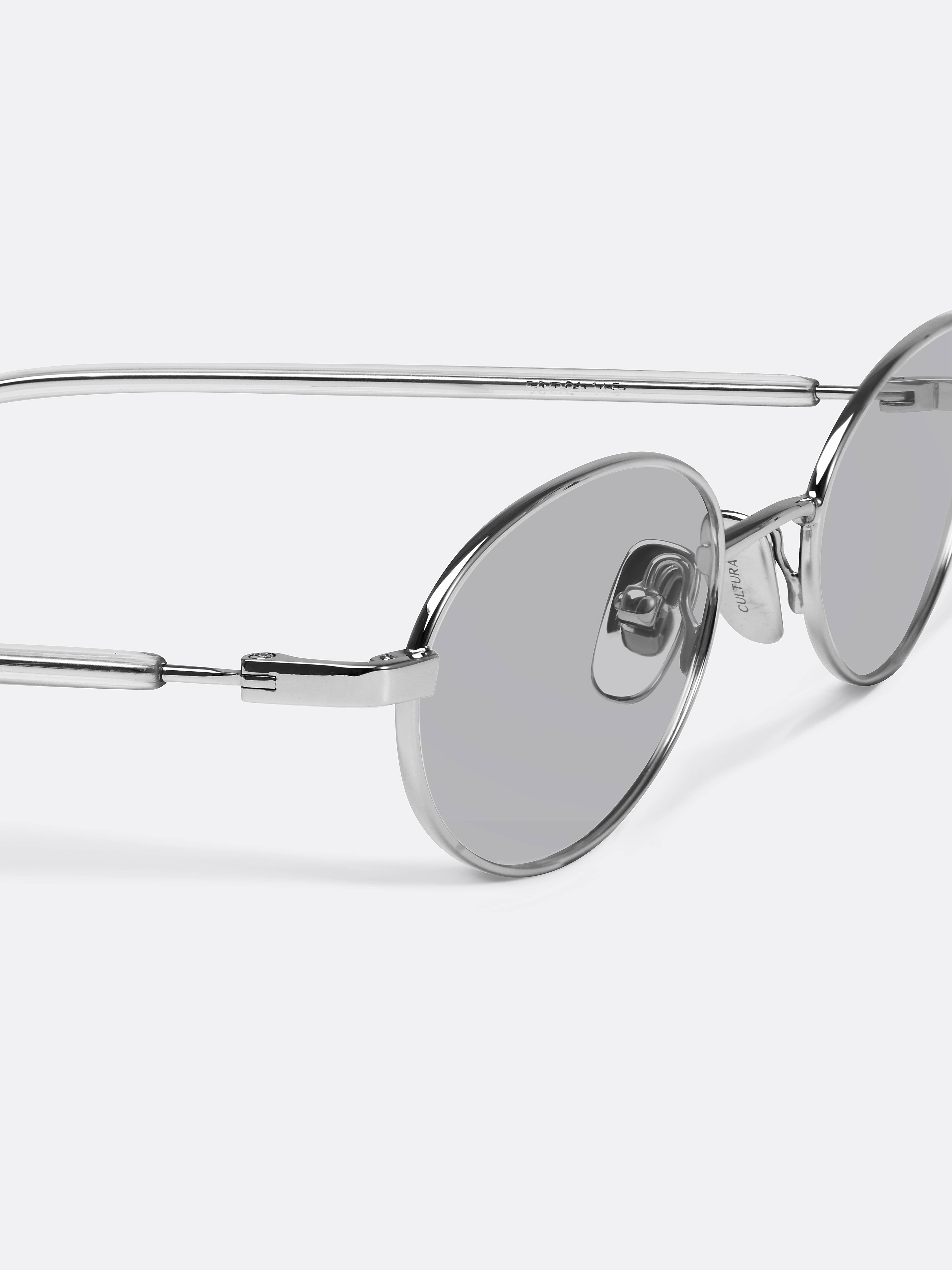 Irina Shiny Silver (Light Grey)